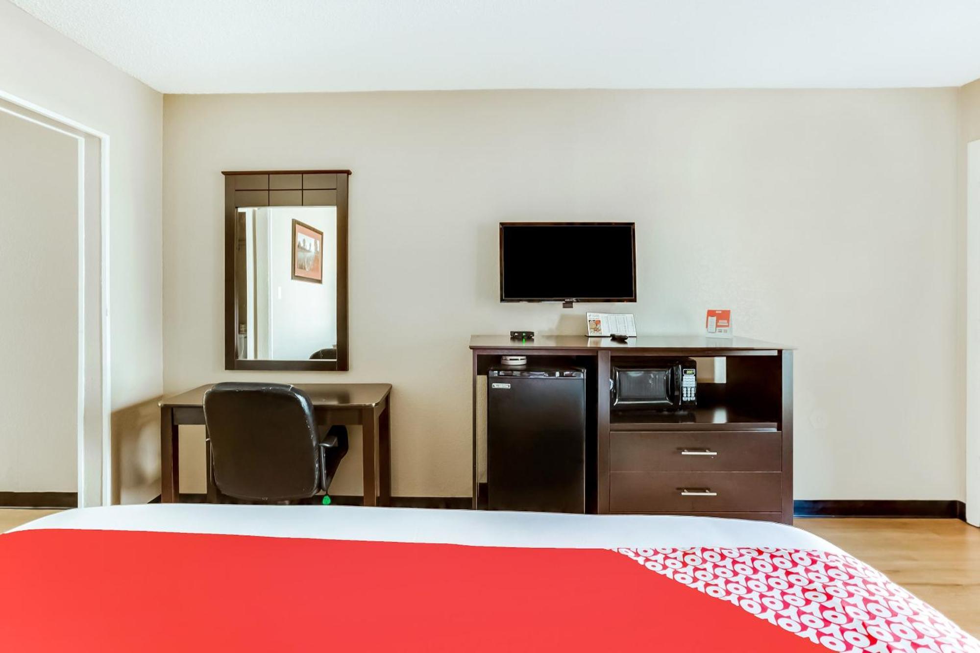 Oyo Hotel Tyler Northwest Mineola Hwy Экстерьер фото